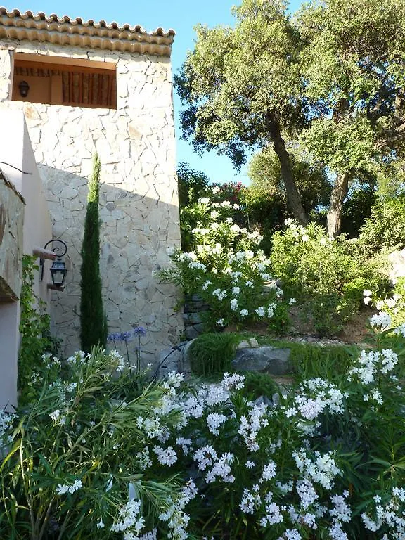 La Petite Bastide Grimaudoise Villa 0*, Grimaud