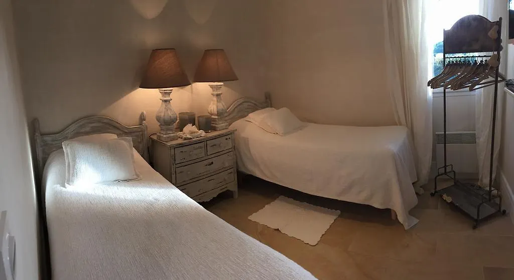 La Petite Bastide Grimaudoise Villa