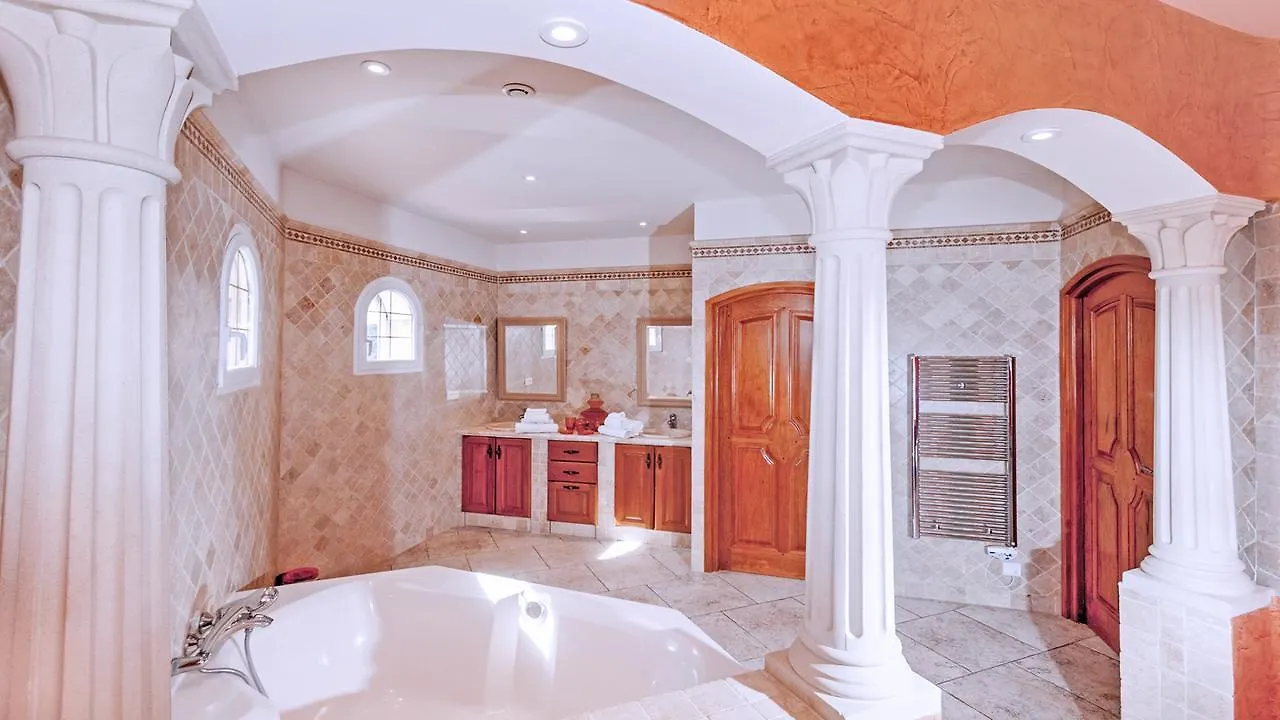 La Petite Bastide Grimaudoise Villa Grimaud